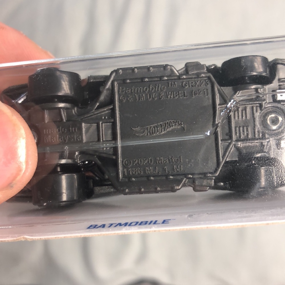 Steel Gray Batmobile - Picture 4 of 8